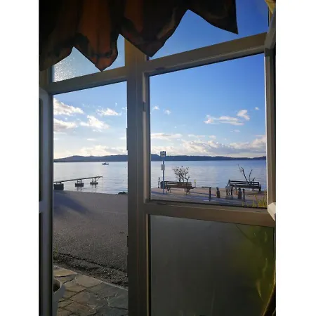 Kikilia's & Stelio's Adamantas (Milos)