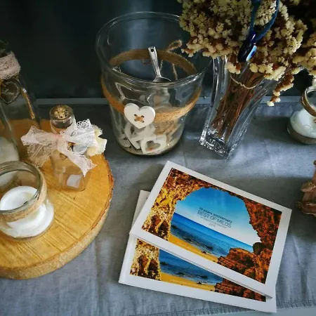 Kikilia's & Stelio's * Adamantas (Milos)